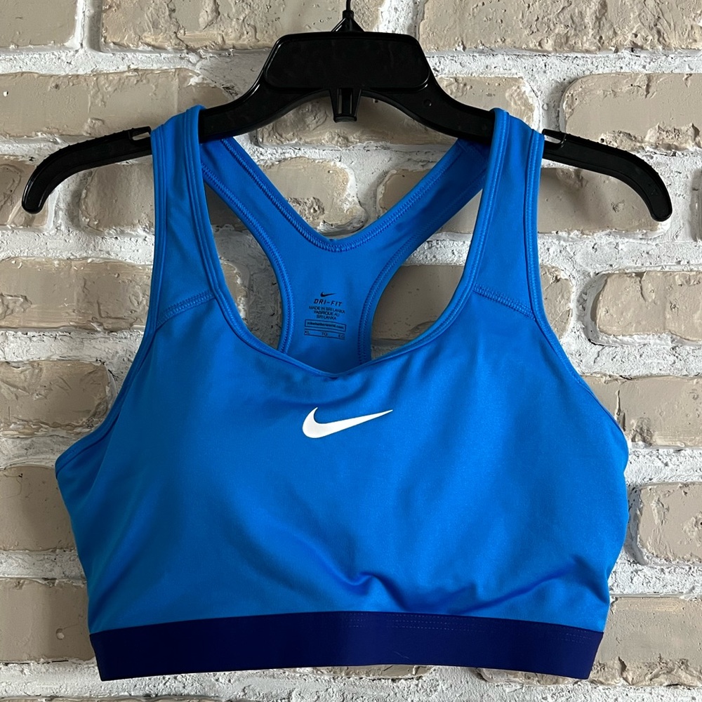Nike sports Bra